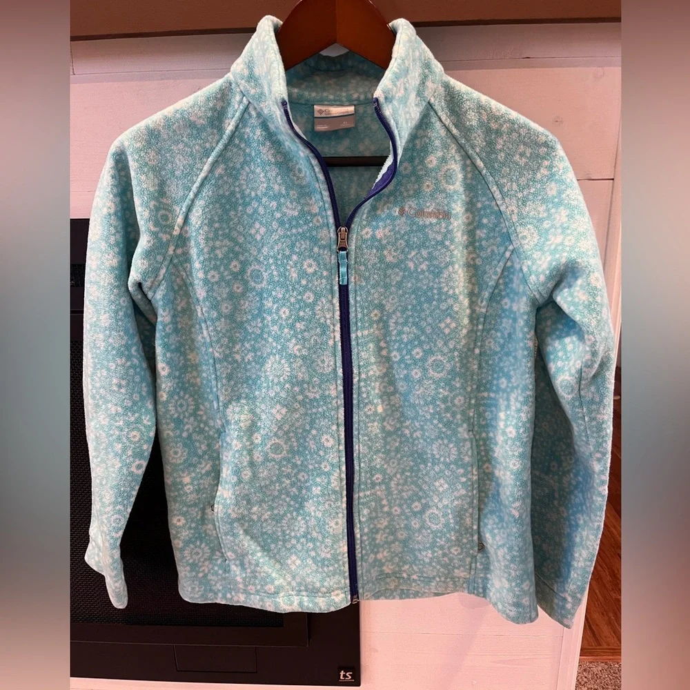 Youth girls X-Large (18/20) Columbia fleece jacket